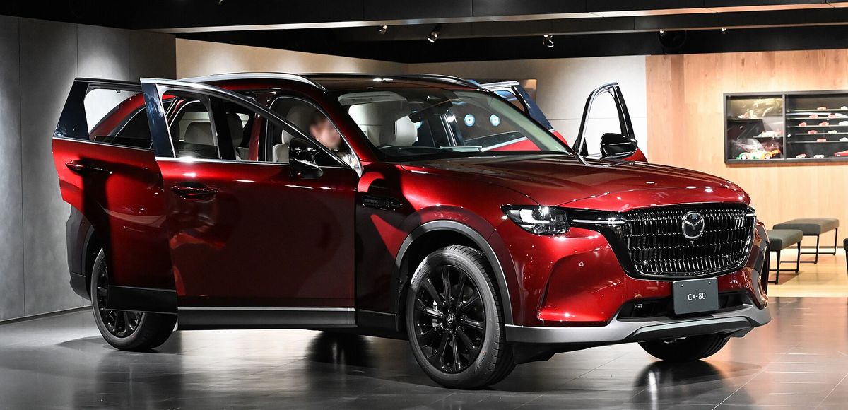 Mazda CX-80 (Japanese-market model, launched in Japan October 2024)
